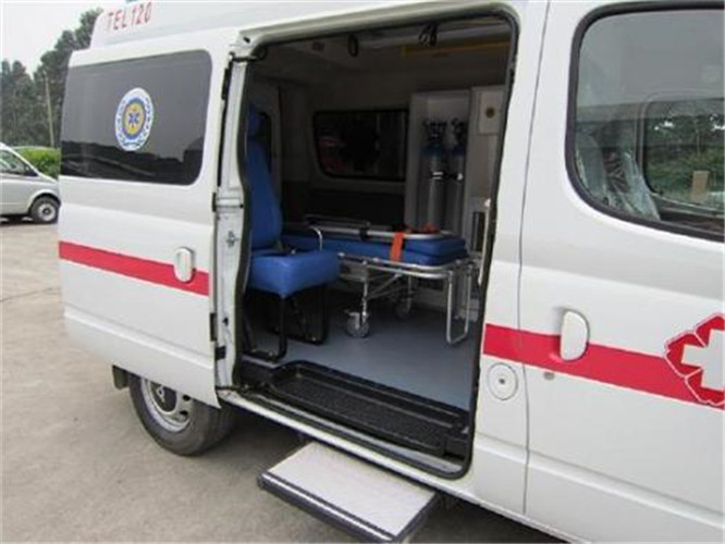 策勒救护车出租服务案例7